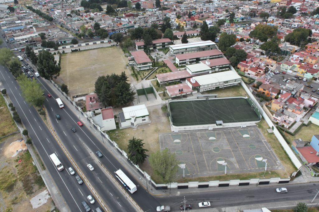 Fuera de peligro alumnos de Prepa 2 - Aula Mexiquense