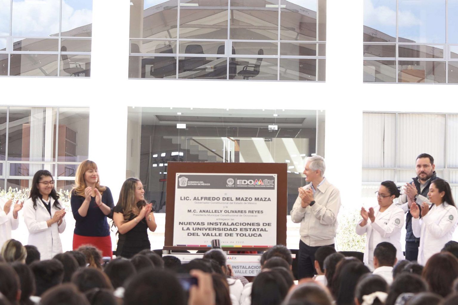 Entrega Alfredo del Mazo nuevas instalaciones a la Universidad Estatal